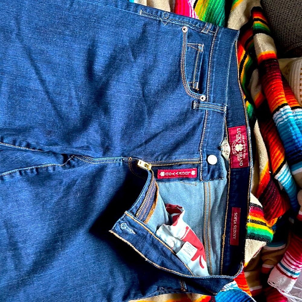 Lucky jeans size 14/32 dark skinny
